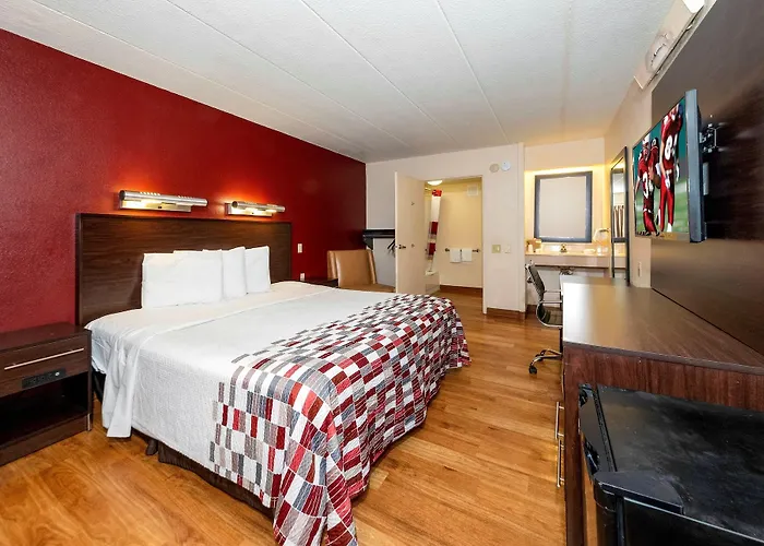Red Roof Chicago -