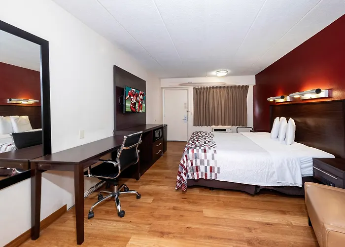 Hotel Red Roof Chicago - 2*