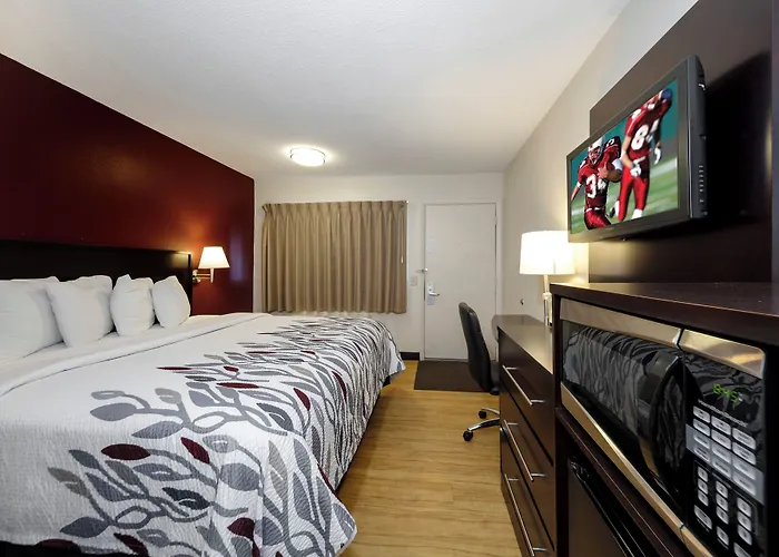 Hotel Red Roof Chicago - 2*